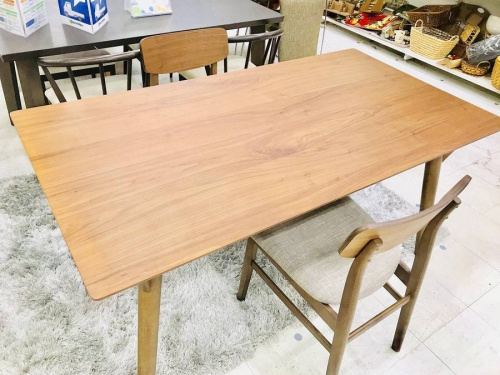 家具のダイニングセット