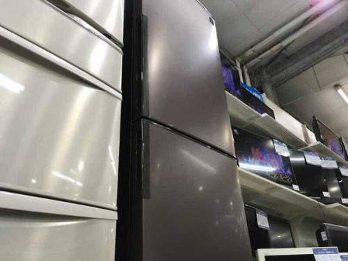 生活家電の大型冷蔵庫
