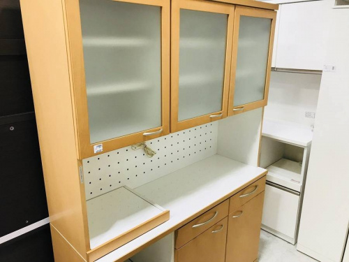 家具のカップボード・食器棚