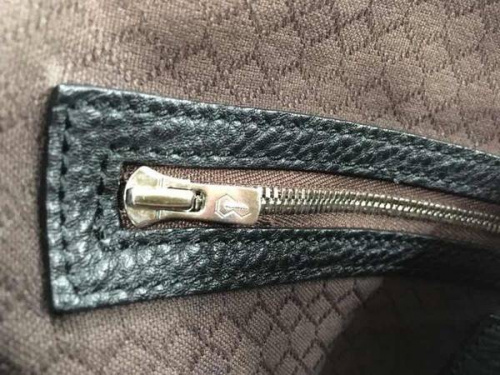 レザートートバッグの横浜　中古　ワイルドスワンズ　