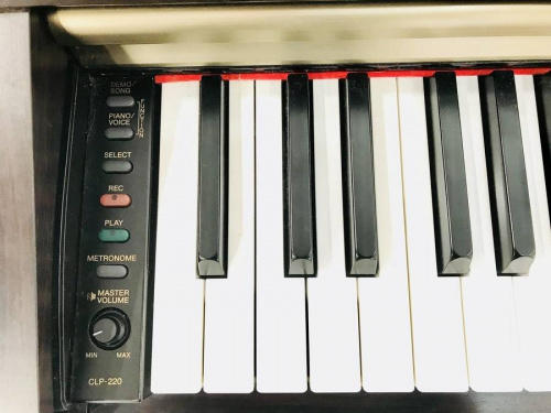ピアノの横浜 中古楽器