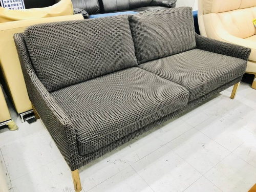 家具のソファ