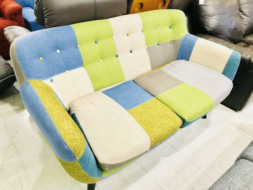 家具のソファ
