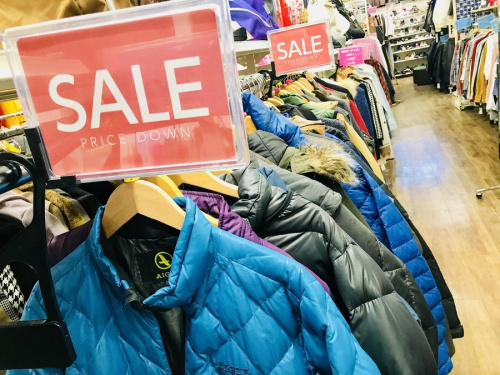 レディースファッションのSALE