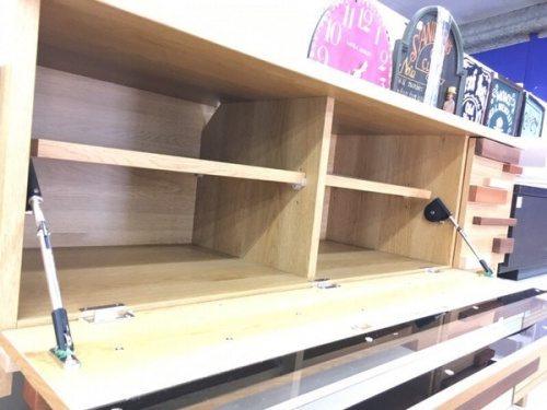 横浜川崎中古家具情報の横浜 中古家具 無垢材