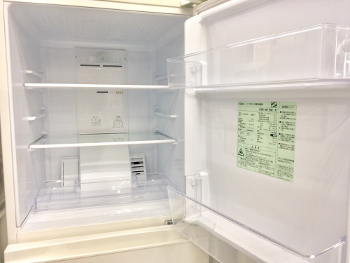 2ドア冷蔵庫のアクア