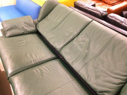 リクライニングソファーのインテリア　横浜青葉