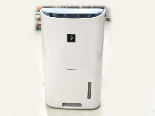 季節家電の除湿器　中古
