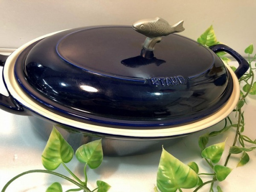 雑貨のキッチン雑貨　Staub