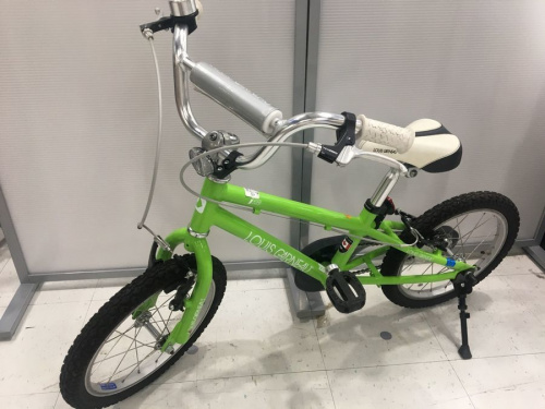 スポーツ用品のLOUIS GARNEAU