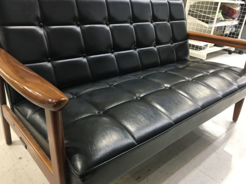 家具のカリモク