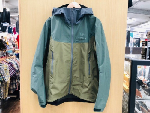 ARC'TERYXの川崎 青葉 世田谷 鶴見 横浜 衣類 中古 買取