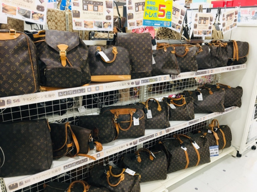 ブランド・ラグジュアリーのLOUIS VUITTON