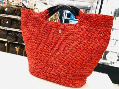 ブランド・ラグジュアリーのHELEN KAMINSKI