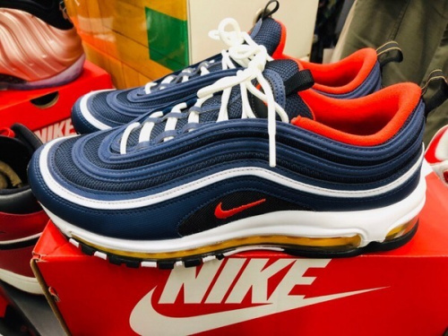 NIKEの川崎　青葉　世田谷　鶴見　横浜　洋服　中古　買取