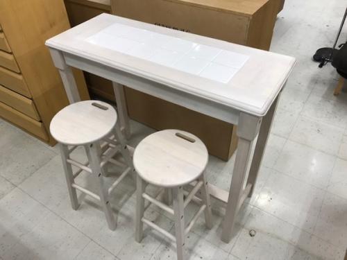 家具のカウンター