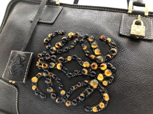 ブランド・ラグジュアリーのLOEWE