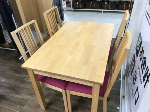 家具のダイニングセット