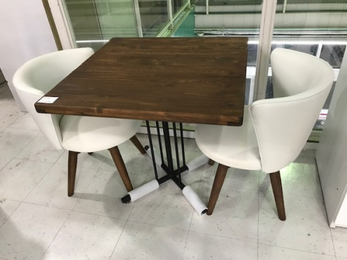 家具のダイニングセット