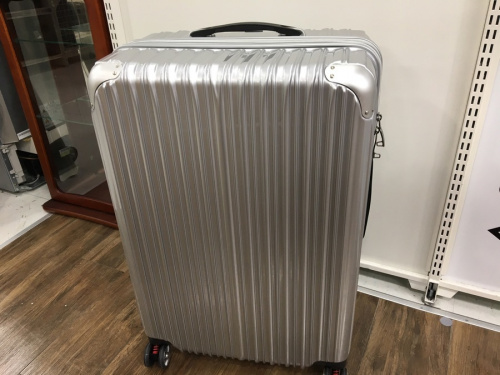 ブランド・ラグジュアリーのスーツケース