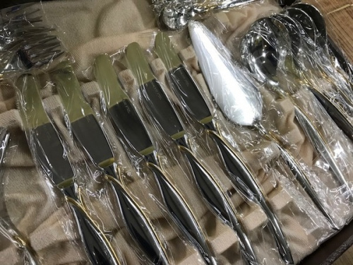 洋食器の川崎　青葉　世田谷　鶴見　横浜　中古　Happy Life　カトラリーセット