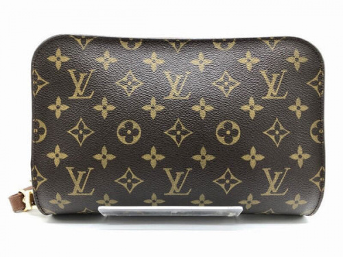バッグのLOUIS VUITTON