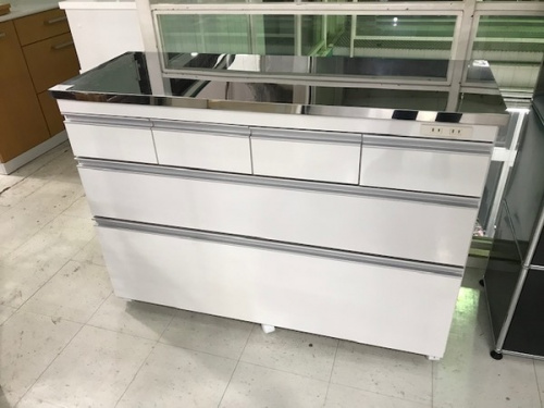 家具のカウンター