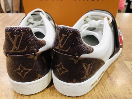 山本寛斎の横浜川崎中古ブランド情報