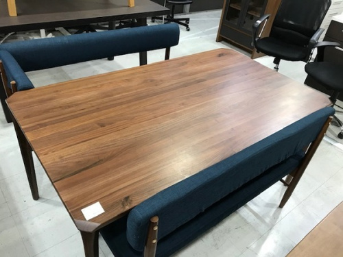 家具のダイニングセット