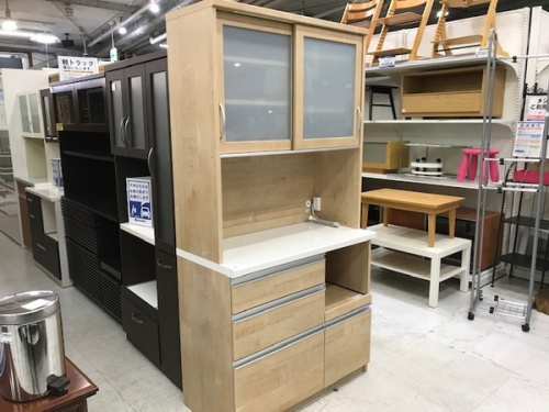 家具のカップボード・食器棚