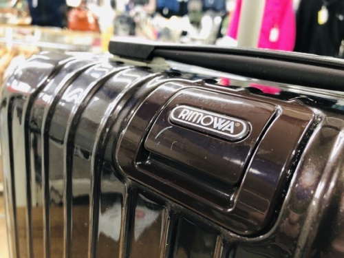 ブランド・ラグジュアリーのRIMOWA
