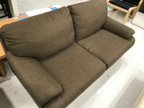 家具のソファ