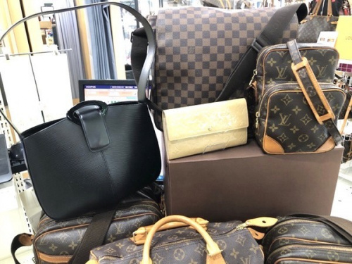 LOUIS VUITTONの川崎　青葉　世田谷　鶴見　横浜　ブランド　中古　買取