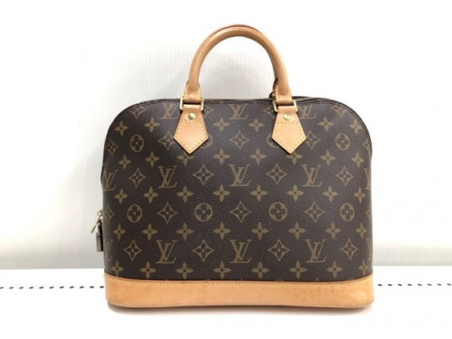 バッグのLOUIS VUITTON