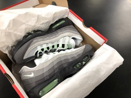 メンズファッションのNIKE AIRMAX