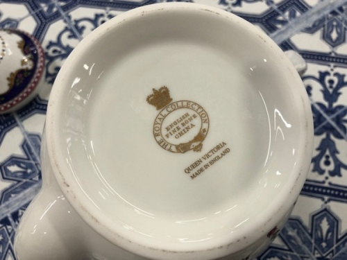 Royal Collectionの川崎　青葉　世田谷　鶴見　横浜　中古　雑貨