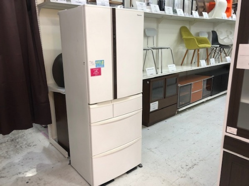 キッチン家電の冷蔵庫