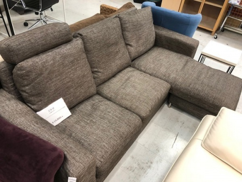 生活家具のソファ