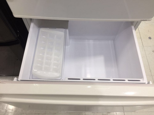 3ドア冷蔵庫のAQUA