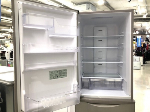 冷蔵庫の3ドア冷蔵庫