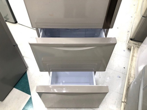 3ドア冷蔵庫のHITACHI