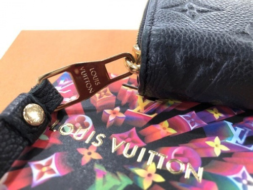 LOUIS VUITTONのルイヴィトン