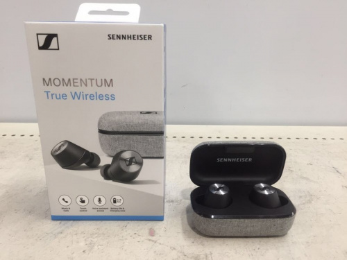 オーディオ機器のヘッドホン