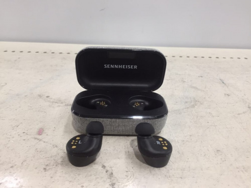 ヘッドホンのワイヤレスイヤホン