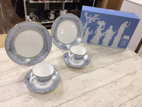 テーブルウェアの洋食器