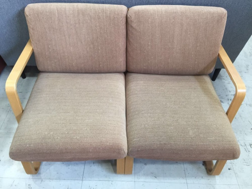 ソファーの２人掛けソファーチェア