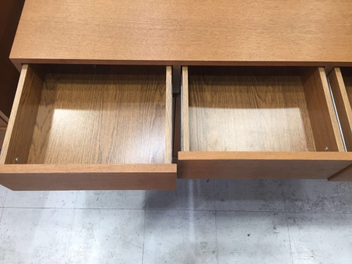 ウニコのキャビネット