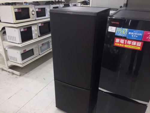 キッチン家電のテーブル