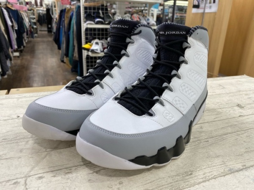 メンズファッションのスニーカー