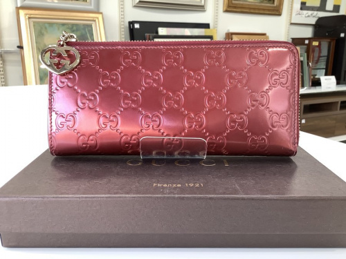 バッグ・財布の財布